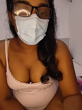 Snapshot of sexybolegirl chatting on 07-02-26, 06:03 sexybolegirl online show from 07-02-26, 06:03