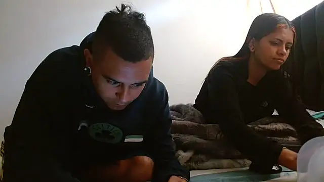 Carlandelli1 online show from 10-11-25, 11:42