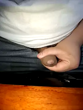 Snapshot of Ferxxhux chatting on 09-21-25, 07:04 Ferxxhux online show from 09-21-25, 07:04