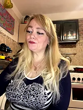 Sweet-blonde online show from 10-14-25, 11:33