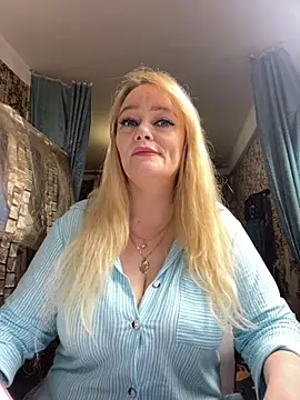 Sweet-blonde online show from 11-08-25, 08:51