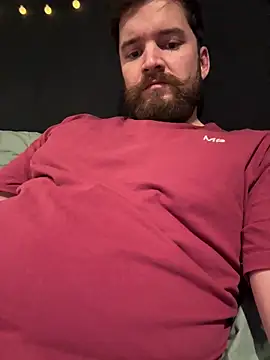 Snapshot of WeirdComedian36 chatting on 10-28-25, 08:11 WeirdComedian36 online show from 10-28-25, 08:11