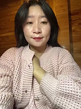 violet-00 online show from 12-20-25, 05:47