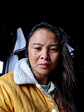 xuxulovezz online show from 11-03-25, 02:02