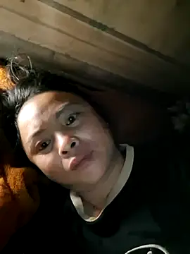 xuxulovezz online show from 11-10-25, 10:31