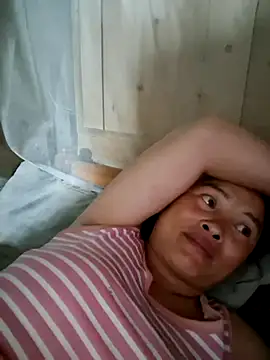 xuxulovezz online show from 08-01-26, 12:59