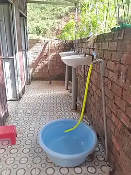 Helen-Tran online show from 11-24-25, 02:00