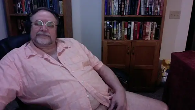 Vinyl22xh online show from 03-08-26, 06:06