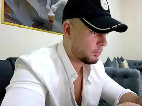 Snapshot of maximus888A chatting on 06-06-26, 08:46 maximus888A online show from 06-06-26, 08:46