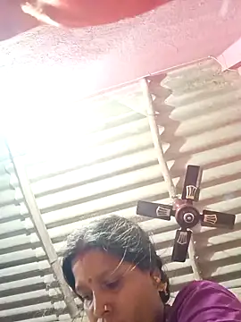 reya743 online show from 12-01-25, 12:15