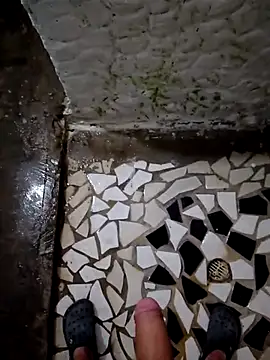 Snapshot of SALCEDO_041198 chatting on 10-09-25, 03:04 SALCEDO 041198 online show from 10-09-25, 03:04