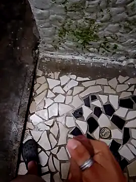 Snapshot of SALCEDO_041198 chatting on 10-20-25, 12:16 SALCEDO 041198 online show from 10-20-25, 12:16