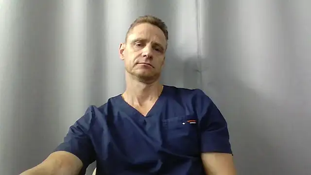 Snapshot of Freeze_Fire chatting on 07-09-26, 06:39 Freeze Fire online show from 07-09-26, 06:39