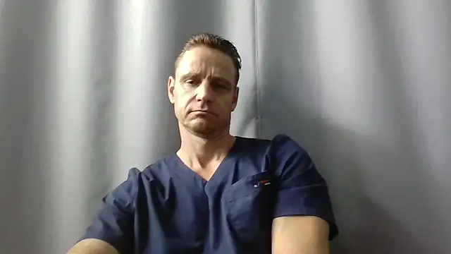 Snapshot of Freeze_Fire chatting on 07-26-26, 06:32 Freeze Fire online show from 07-26-26, 06:32