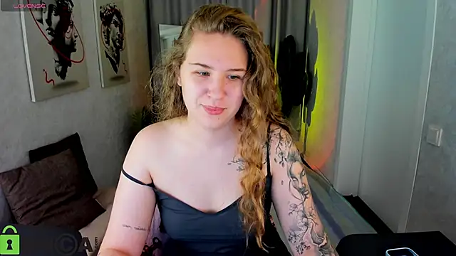Elsie Cutties online show from 05-09-26, 01:11