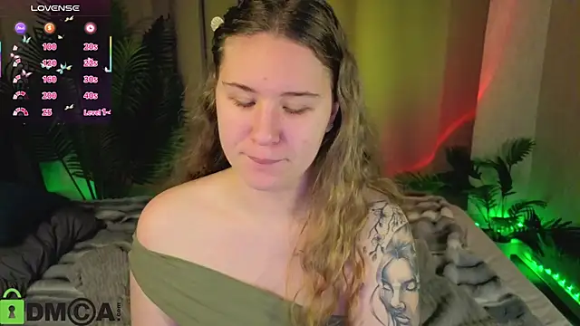 Elsie Cutties online show from 05-15-26, 01:12