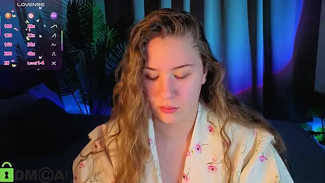 Elsie Cutties online show from 05-23-26, 01:11