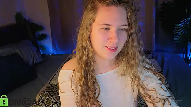 Elsie Cutties online show from 05-31-26, 01:14