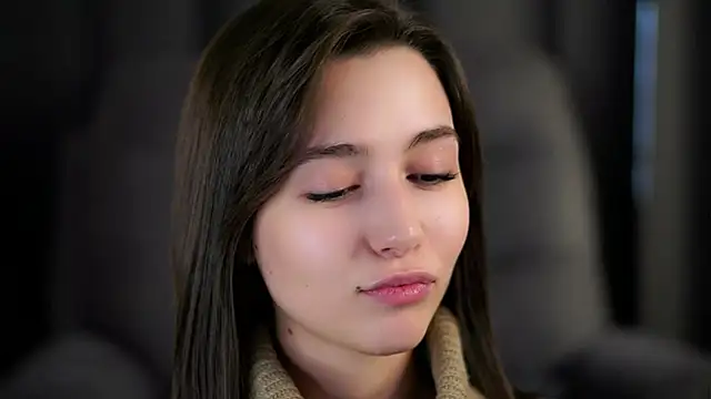 LettySlovacek online show from 10-10-25, 02:32