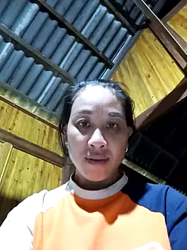 Snapshot of vtmbae chatting on 05-19-26, 11:22 vtmbae online show from 05-19-26, 11:22