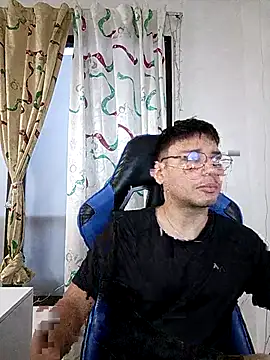 marcuswildx online show from 11-20-25, 10:59