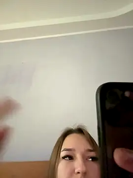 Snapshot of LinChka5789 chatting on 10-10-25, 07:57 LinChka5789 online show from 10-10-25, 07:57