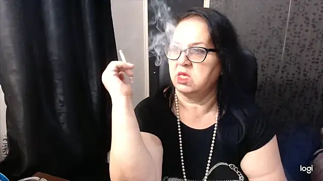 Snapshot of MissSanjanne chatting on 10-10-25, 12:04 MissSanjanne online show from 10-10-25, 12:04