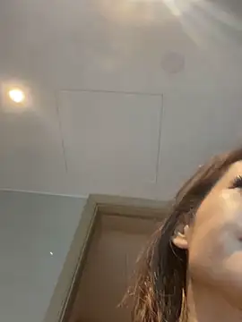 miumiu-66 online show from 06-09-26, 04:40