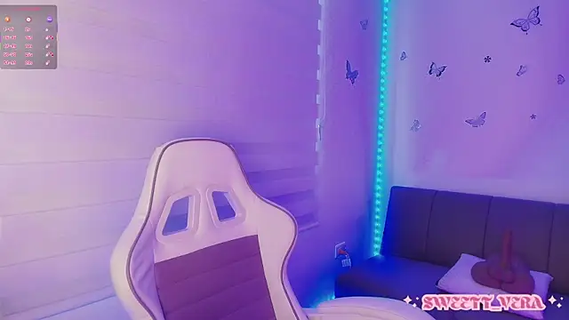 sweettvera online show from 12-20-25, 01:07