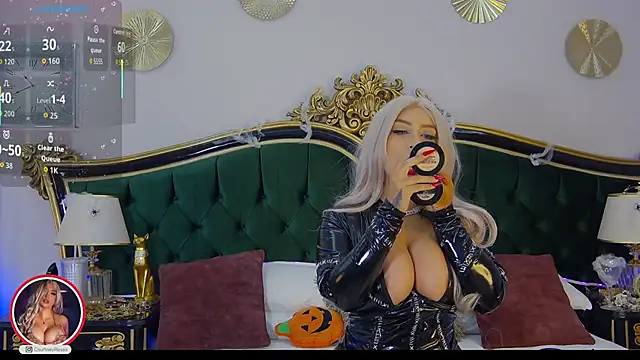 CourtneyRoses online show from 10-31-25, 06:20