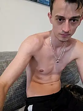 Chrisou73 online show from 04-12-26, 03:06