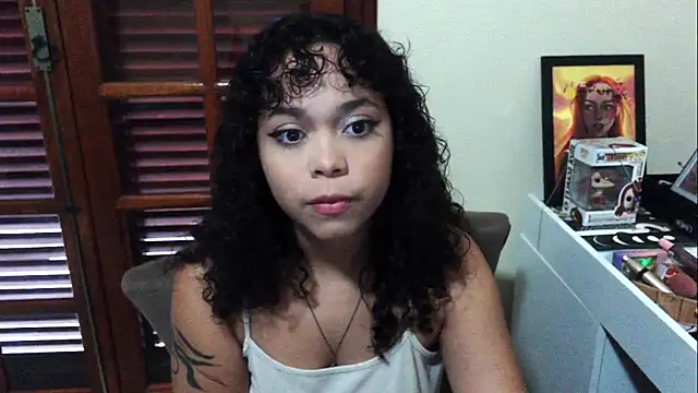 sweetamy326 online show from 12-14-25, 09:19