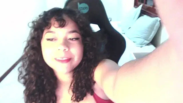 sweetamy326 online show from 04-21-26, 10:01