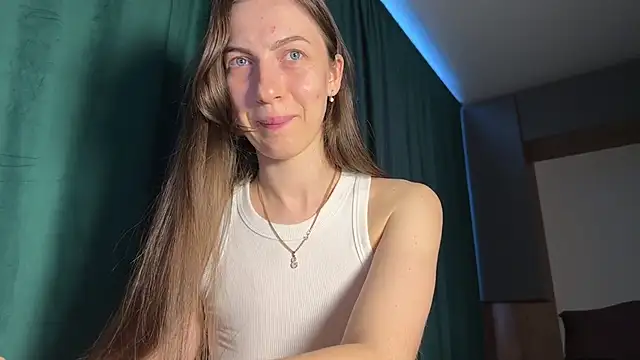 Snapshot of Prettyyy_Angel chatting on 06-29-26, 07:25 Prettyyy Angel online show from 06-29-26, 07:25