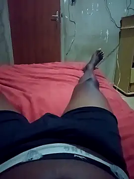 Snapshot of pauuuzudooo9 chatting on 10-02-25, 04:03 pauuuzudooo9 online show from 10-02-25, 04:03