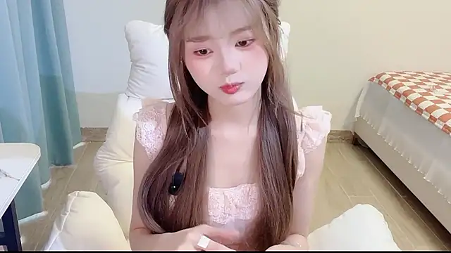 Snapshot of Ximei-O chatting on 07-28-26, 07:26 Ximei-O online show from 07-28-26, 07:26