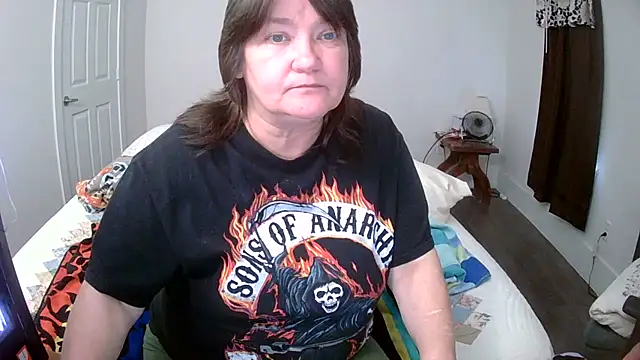 Buggy1965 online show from 11-16-25, 04:12