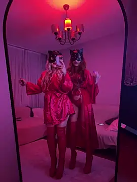 tweenswinger online show from 09-27-25, 08:25