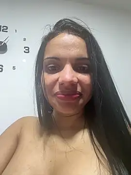 Anavalle online show from 05-16-26, 01:21