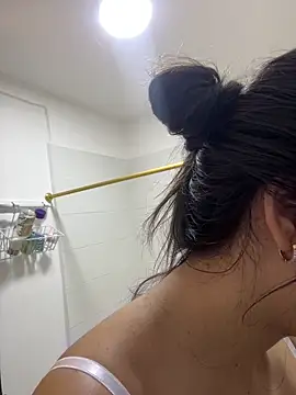 Snapshot of IsabellaJoness_ chatting on 10-09-25, 11:41 IsabellaJoness online show from 10-09-25, 11:41