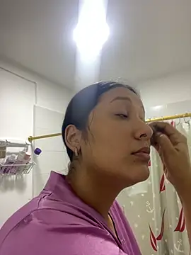 Snapshot of IsabellaJoness_ chatting on 10-25-25, 11:07 IsabellaJoness online show from 10-25-25, 11:07