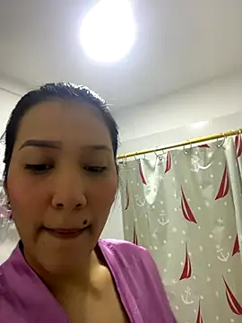 Snapshot of IsabellaJoness_ chatting on 10-29-25, 10:50 IsabellaJoness online show from 10-29-25, 10:50