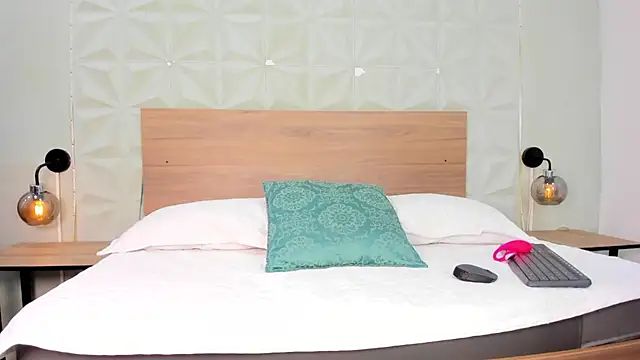 ValeryTrans  online show from 03-20-26, 01:27