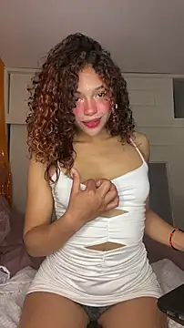 PrettyLia online show from 10-26-25, 08:48