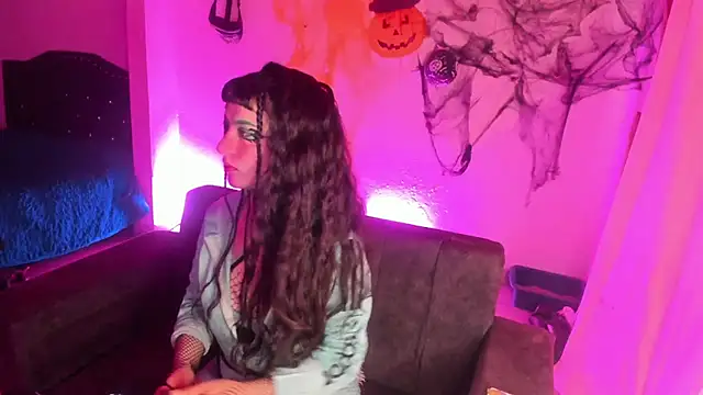 kitty  chs online show from 11-14-25, 11:53