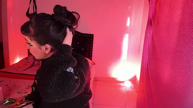 kitty  chs online show from 11-27-25, 11:23