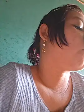 hot-mom22 online show from 09-28-25, 11:04