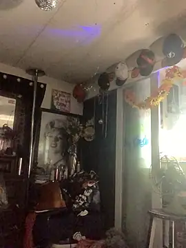 blondebarbiebae online show from 04-07-26, 08:20