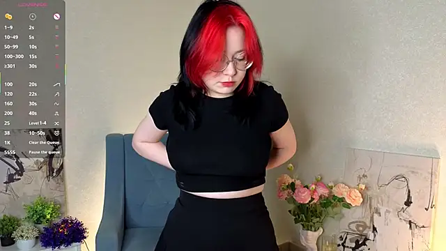 NyamNyamNyammm online show from 10-22-25, 02:28