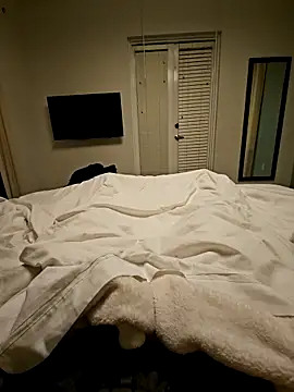 Snapshot of six6six9 chatting on 11-17-25, 07:03 six6six9 online show from 11-17-25, 07:03